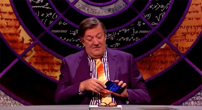 #Celebphone: which phone does Stephen Fry use?