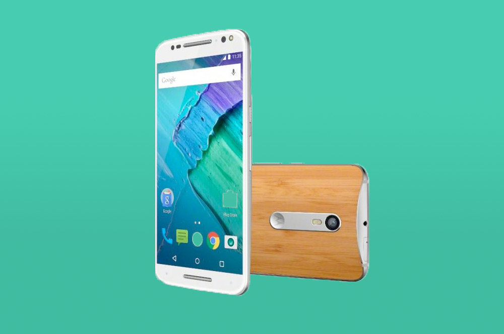 Motorola Moto X lands in Vodafone stores tomorrow