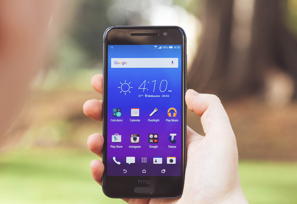 Telstra Signature Premium is a 4GX packing, pocket-friendly powerhouse