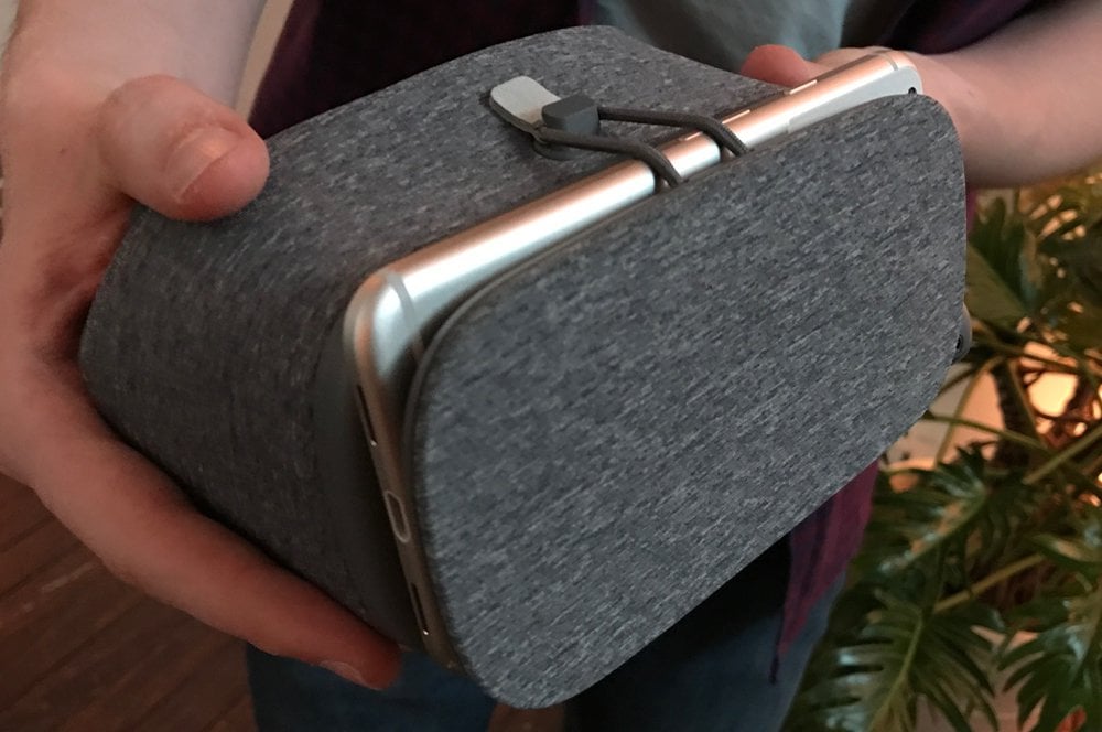 Google's first Daydream VR headset goes on sale November 10 