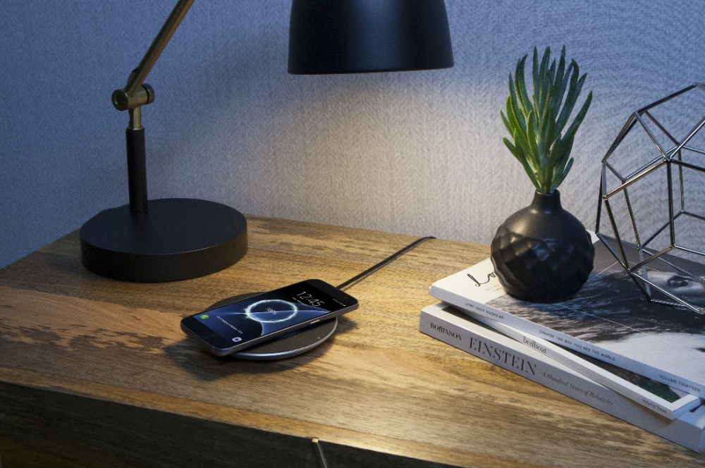 Belkin expands accessory range with wireless charger and 10,000mAh battery pack
