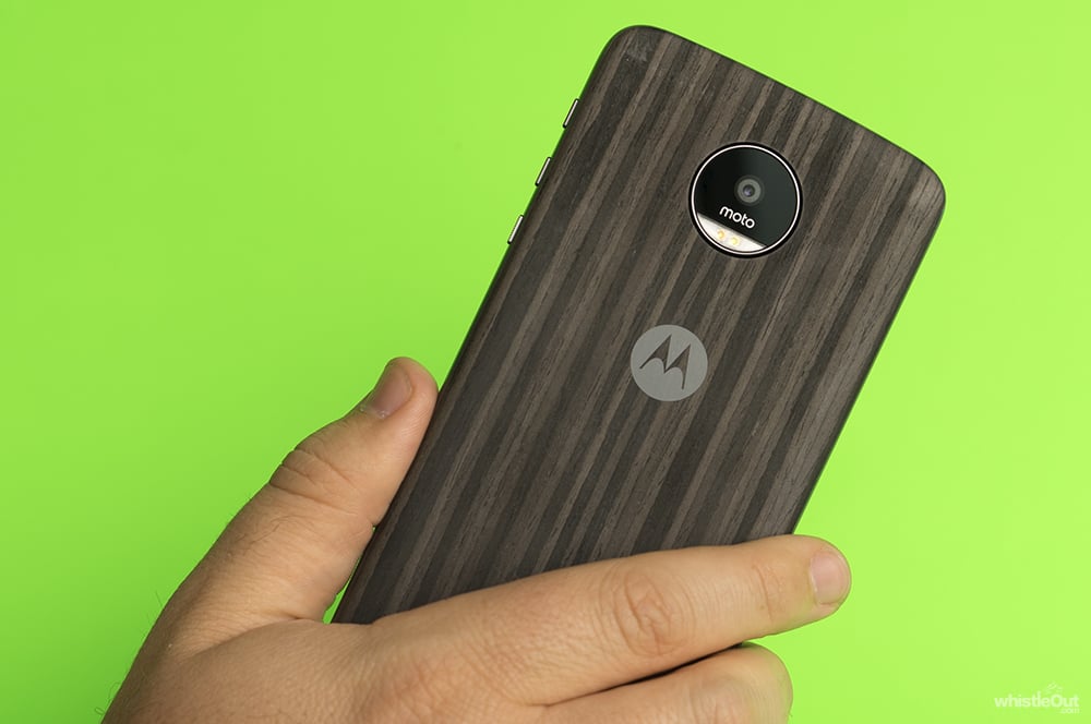 Android Nougat comes to Moto Z, Moto Z Play, Moto G4 Plus 