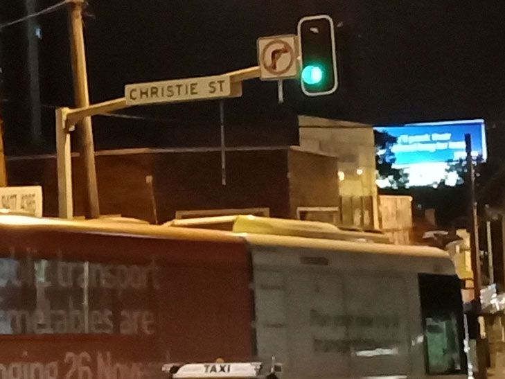 OPPO A73 camera sample: 100% crop of street at night OPPO A73 camera sample: 100% crop of street at night