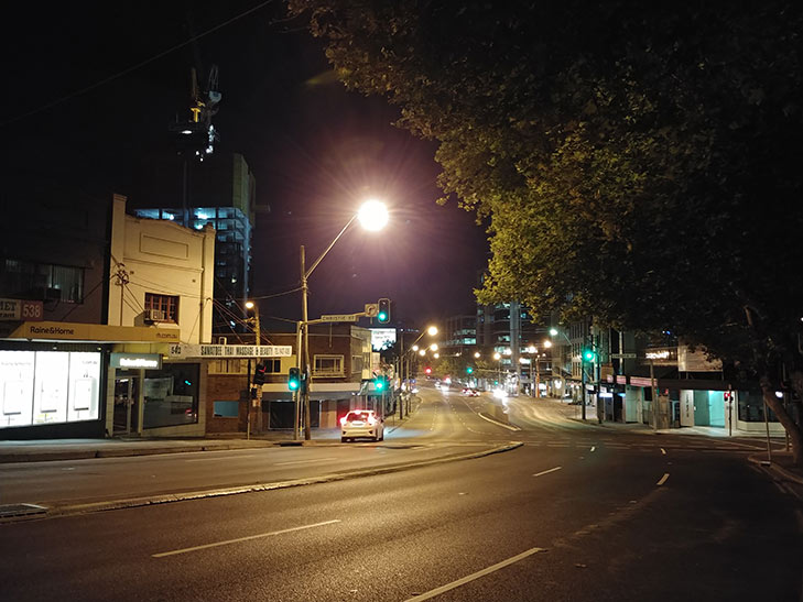 LG V30+ camera sample: street at night LG V30+ camera sample: street at night
