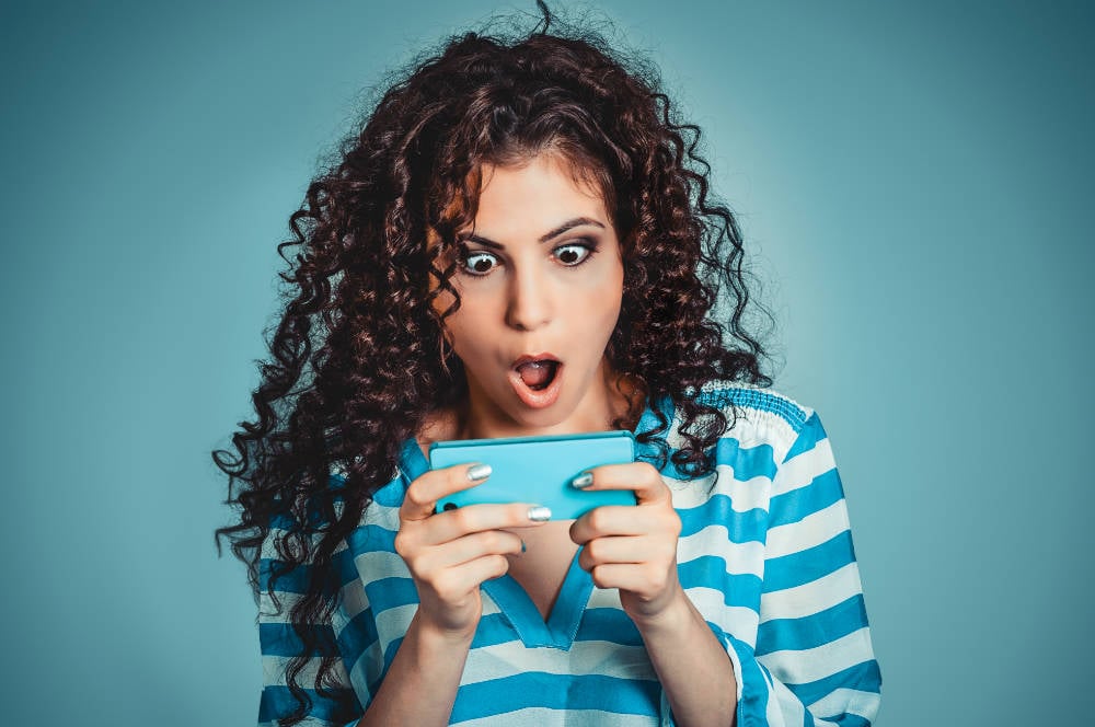 Optus and Telstra: Huge bonus data on Galaxy and iPhone leases