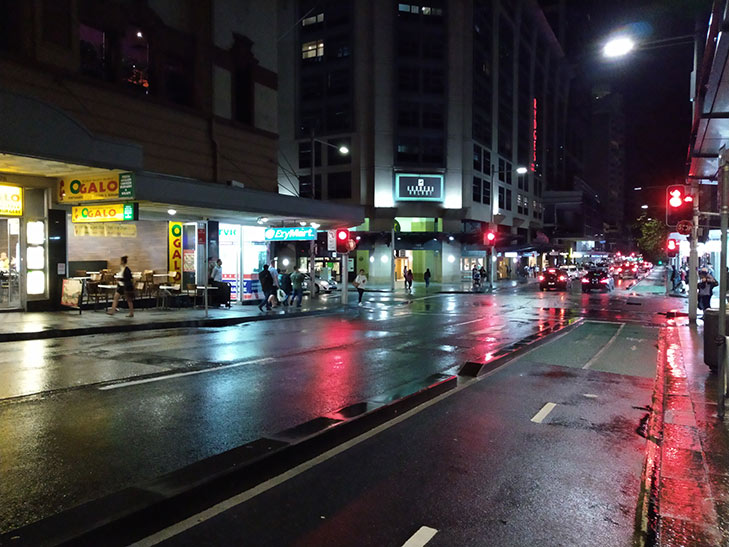 HTC U11 Life camera sample: street at night HTC U11 Life camera sample: street at night