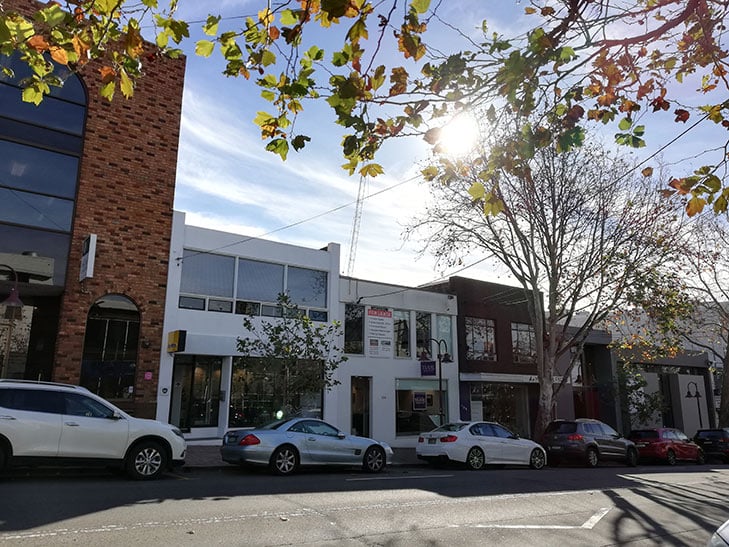 Huawei Nova 3e camera sample: a street