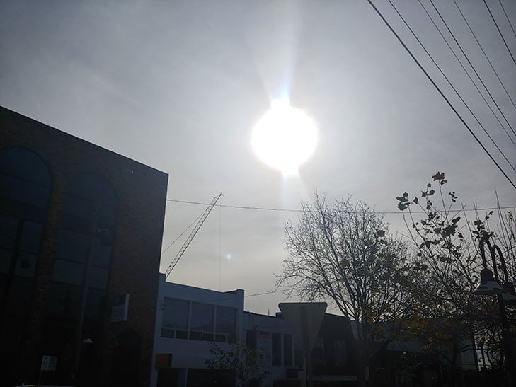LG G7 camera sample: sun LG G7 camera sample: sun