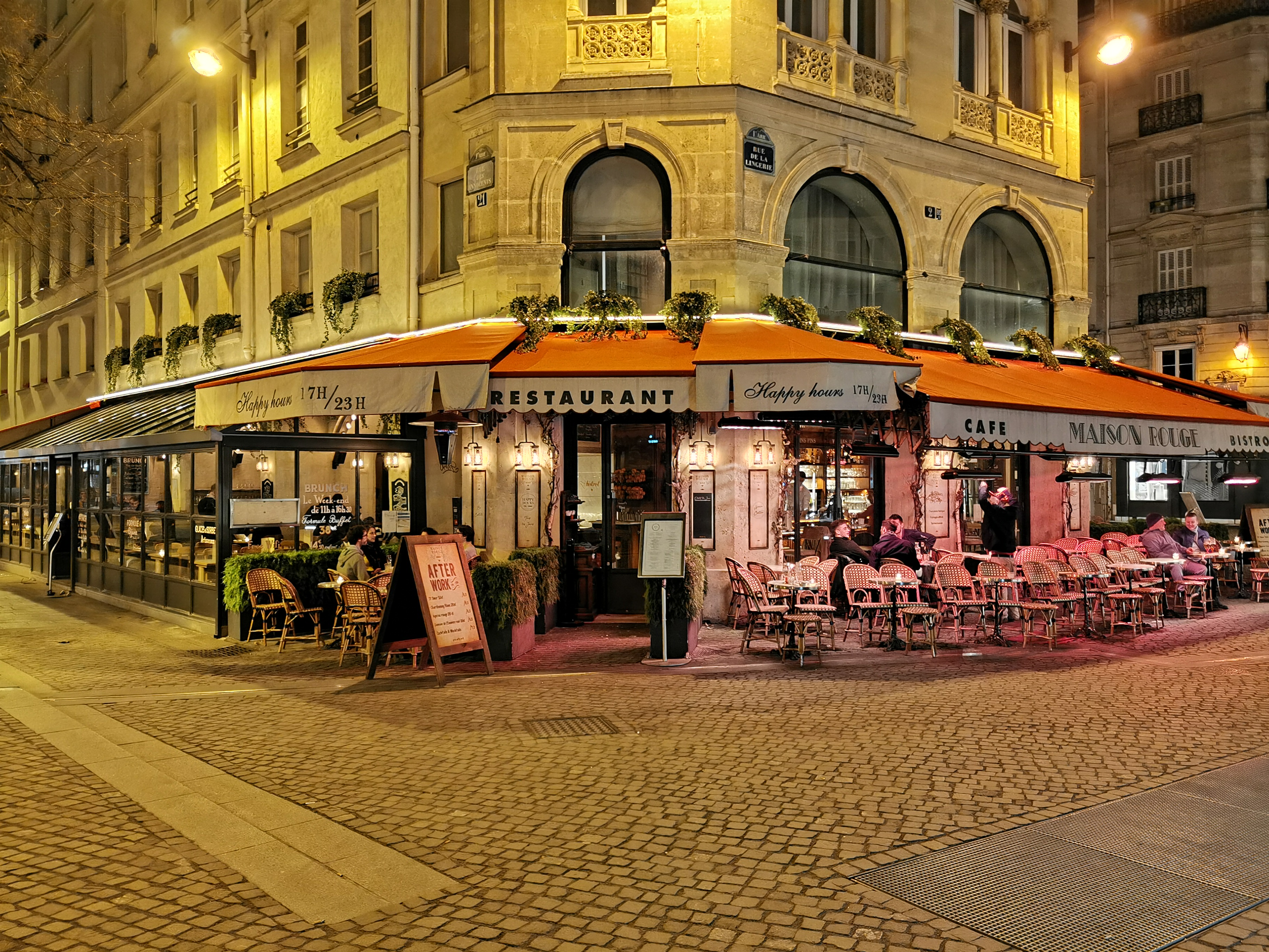 Huawei P30 Pro camera sample: Cute cafe Huawei P30 Pro camera sample: Cute cafe