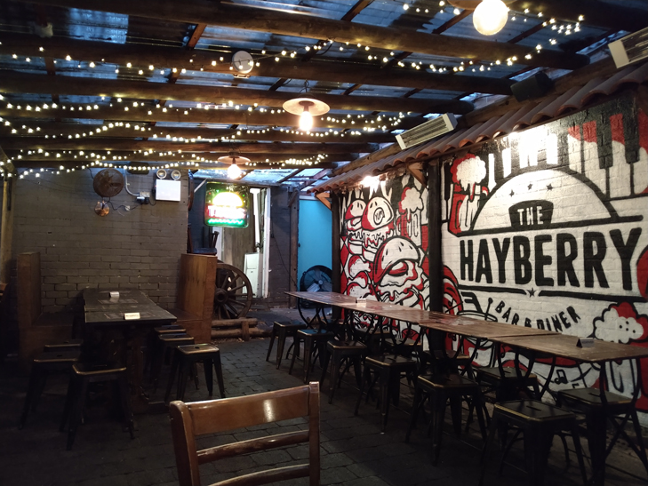 Motorola Moto G7 Plus camera sample: pub Motorola Moto G7 Plus camera sample: pub