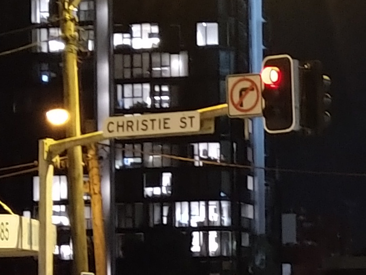 Motorola Moto G7 Plus camera sample: 100% crop of street at night Motorola Moto G7 Plus camera sample: 100% crop of street at night