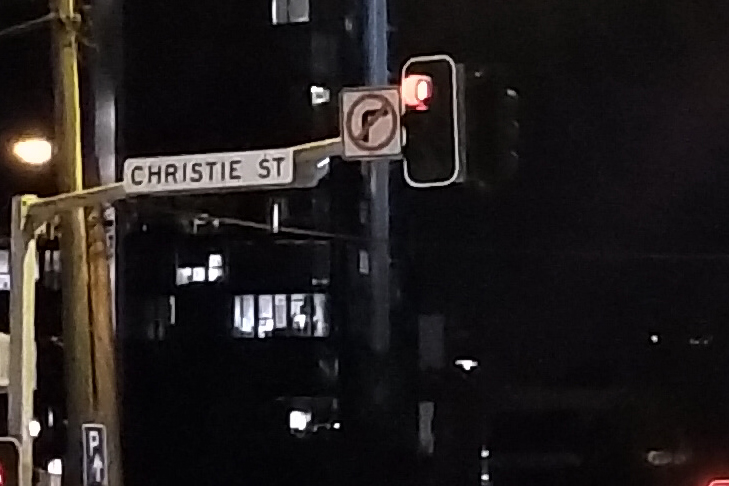 BlackBerry KEY2 camera sample: 100% crop of street at night BlackBerry KEY2 camera sample: 100% crop of street at night