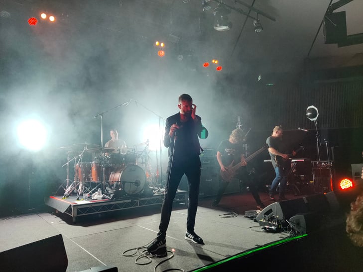 OPPO Reno 5G camera sample: Karnivool OPPO Reno 5G camera sample: Karnivool