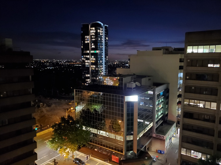 Samsung Galaxy Fold camera sample: night mode off Samsung Galaxy Fold camera sample: night mode off