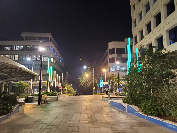 Samsung Galaxy Fold camera sample: hazy Samsung Galaxy Fold camera sample: hazy
