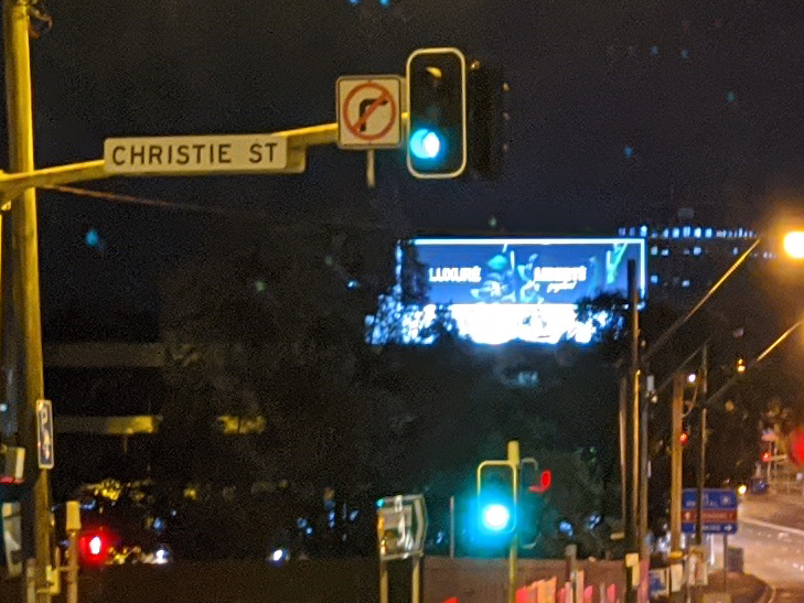 Pixel 4 camera sample: 100% crop of street at night Pixel 4 camera sample: 100% crop of street at night