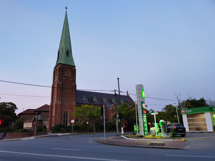 Huawei Mate 30 Pro camera sample: church Huawei Mate 30 Pro camera sample: church