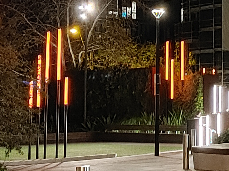 LG Velvet camera sample - 100% crop of night LG Velvet camera sample - 100% crop of night