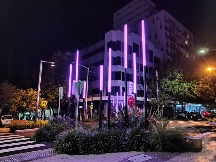 OPPO Find X3 Pro camera sample: long lights