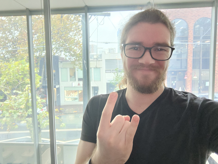 OPPO Find X3 Pro camera sample: selfie