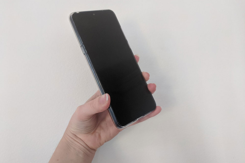 TCL 20 SE Review: Big Screen Energy