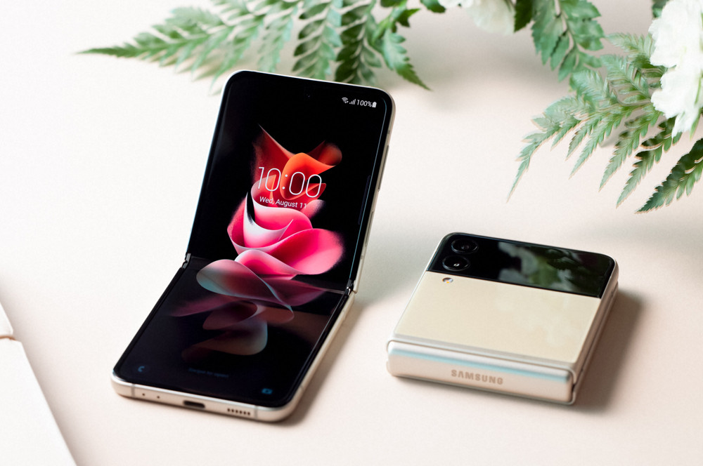 Galaxy Z Flip 3 Galaxy Z Flip 3