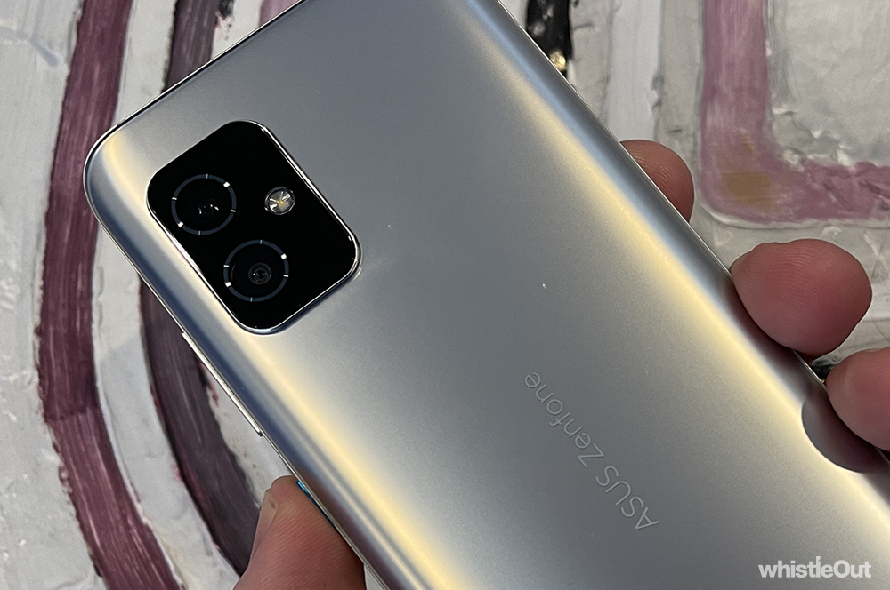 ASUS Zenfone 8 review ASUS Zenfone 8 review