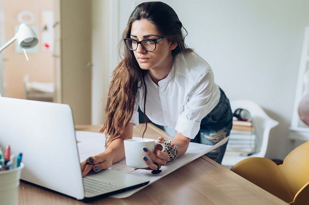 Woman at laptop Woman at laptop