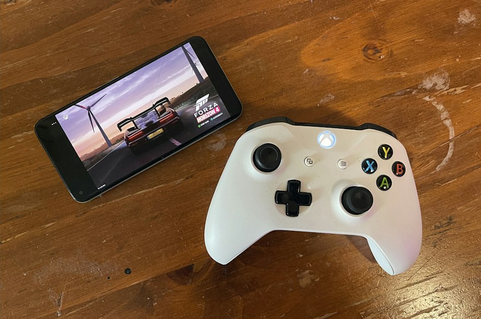 You can now stream Xbox games to your phone or tablet (without even ...