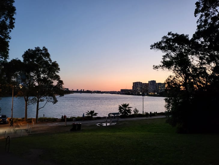 Samsung Galaxy Z Fold 3 camera sample: sunset Samsung Galaxy Z Fold 3 camera sample: sunset