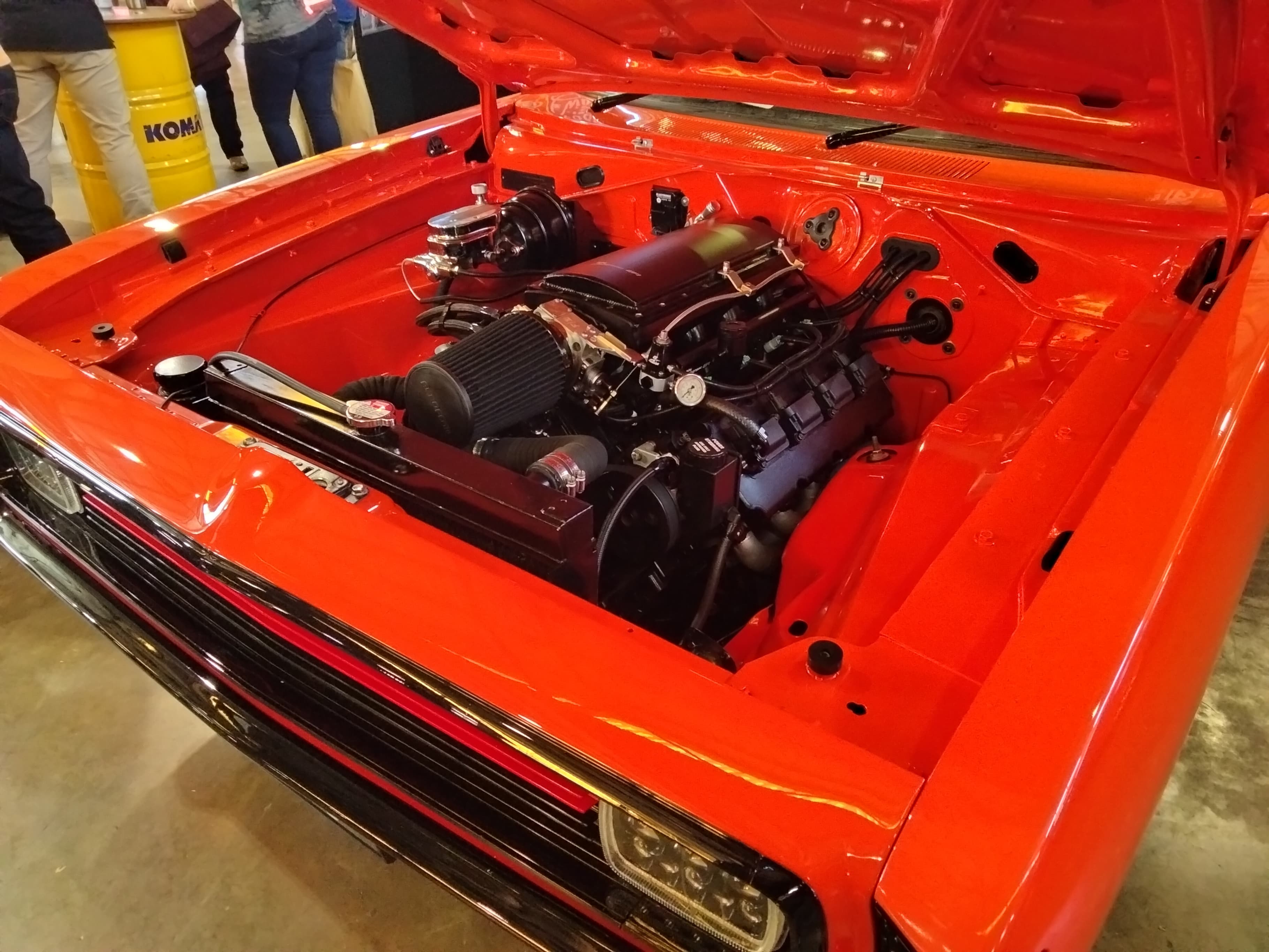 OPPO A76 camera sample: Engine bay