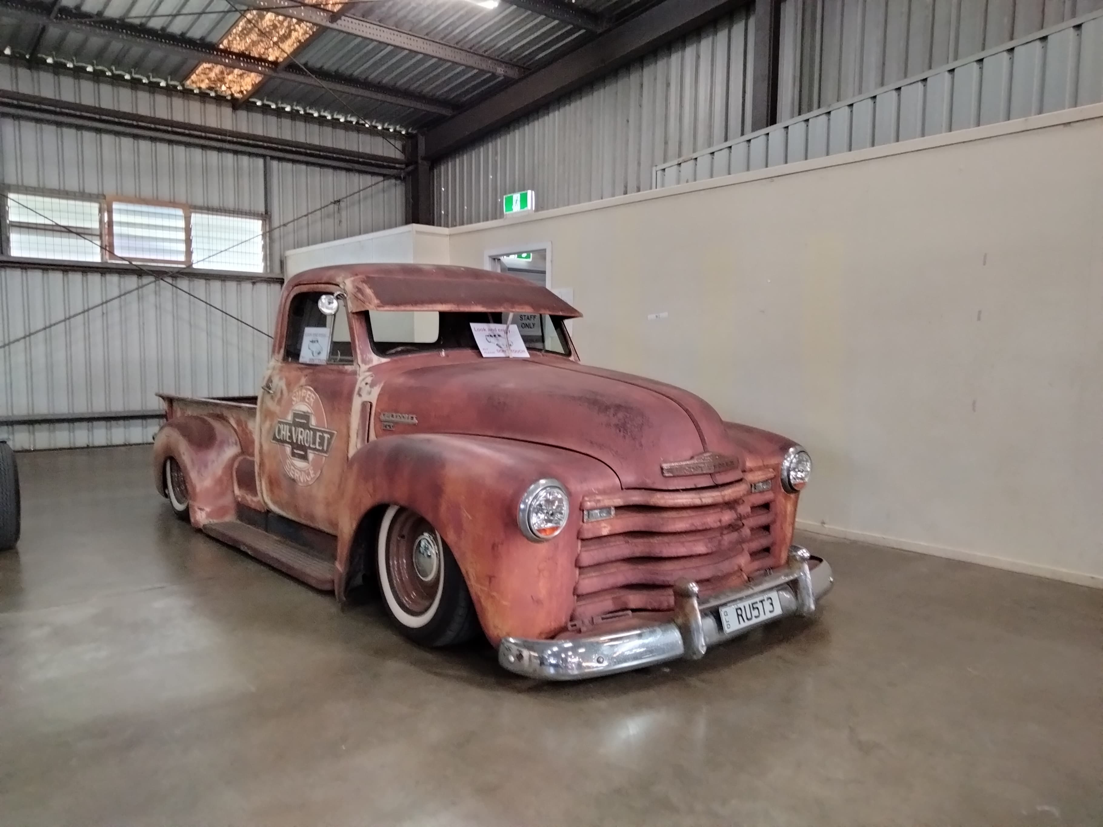 OPPO A76 camera sample: Chevrolet truck