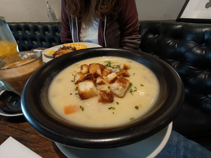 OPPO Find X5 Lite camera sample: soup OPPO Find X5 Lite camera sample: soup