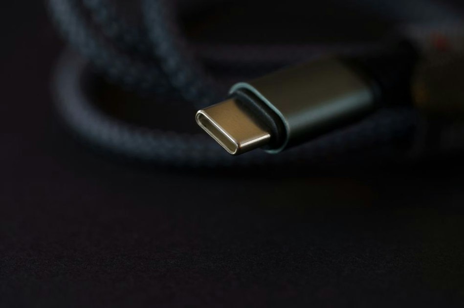 Why does Apple moving to USB-C for charging matter? | WhistleOut