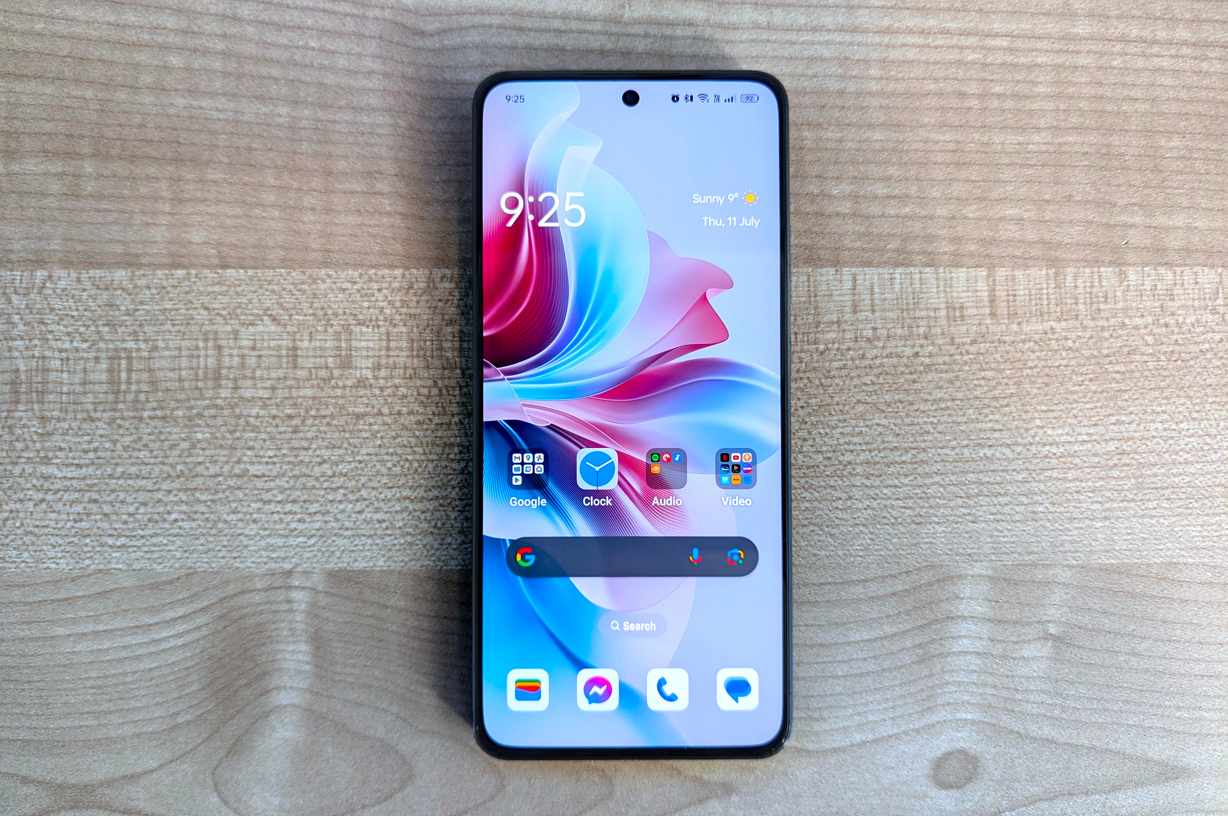Oppo Reno 11 F 5G on a desk Oppo Reno 11 F 5G on a desk