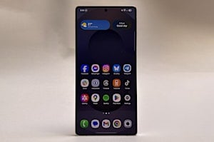 Galaxy S25 Ultra Insert alt text