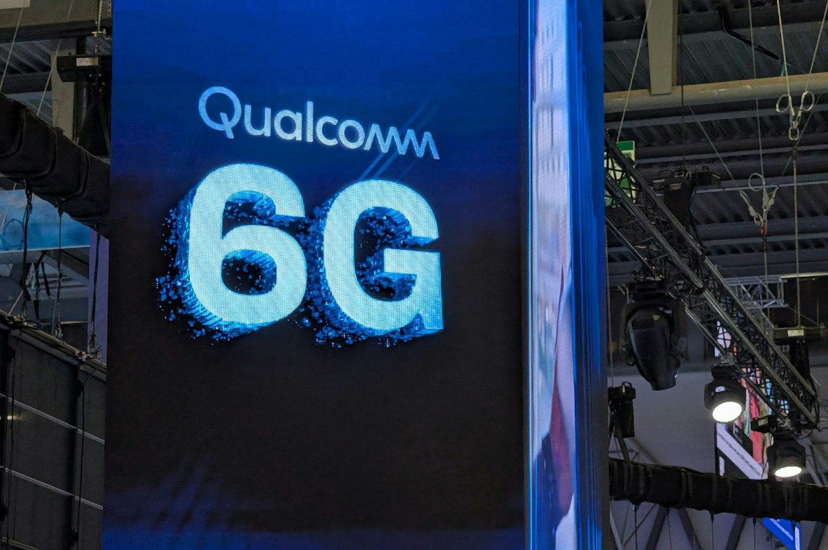 6G banner
