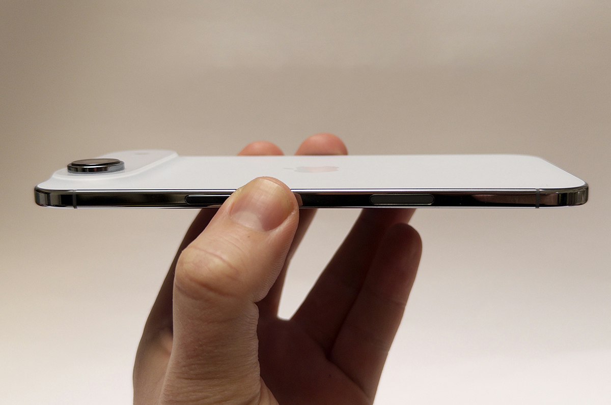 iPhone Air