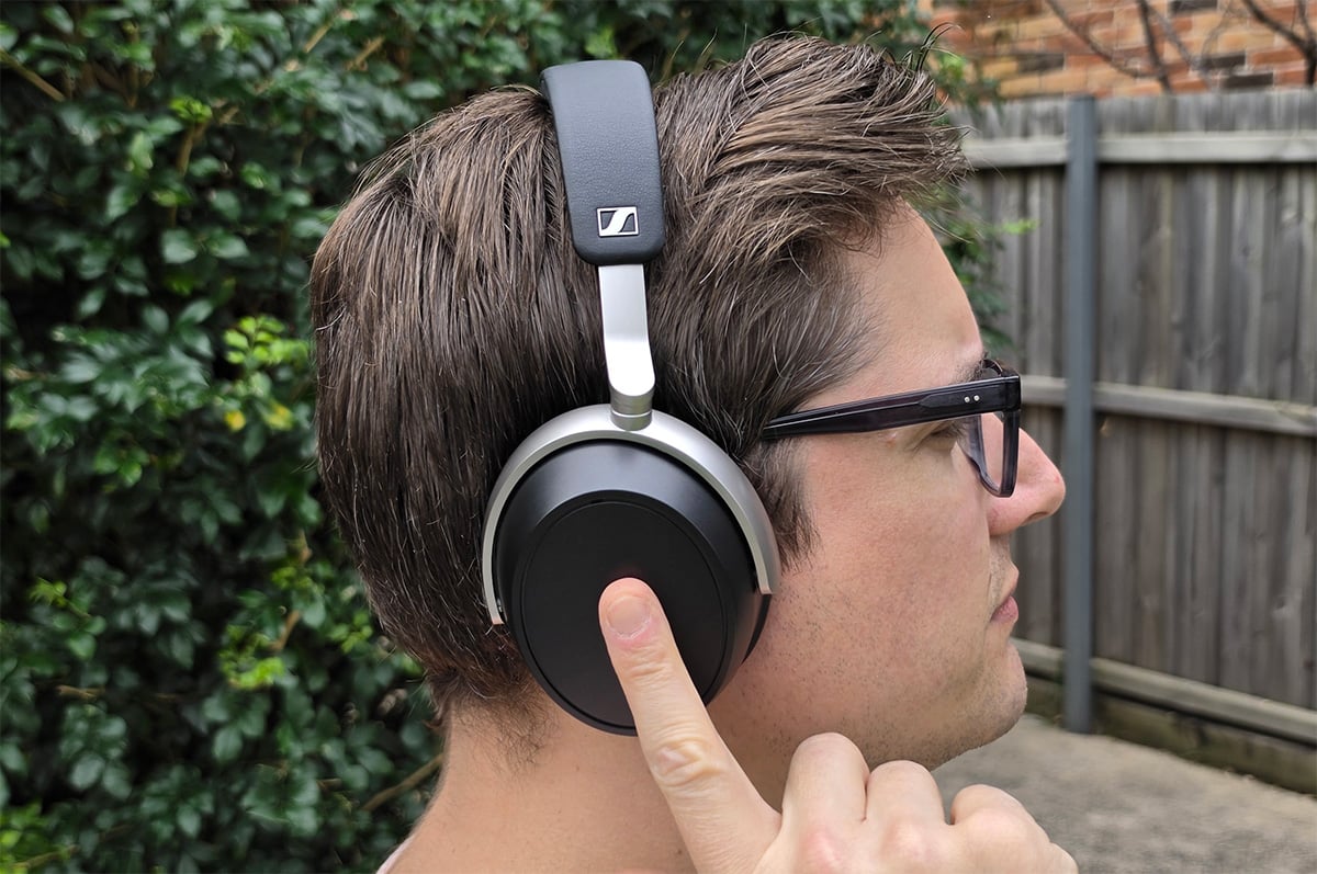 Sennheiser HDB 630 worn on head Sennheiser HDB 630 worn on head
