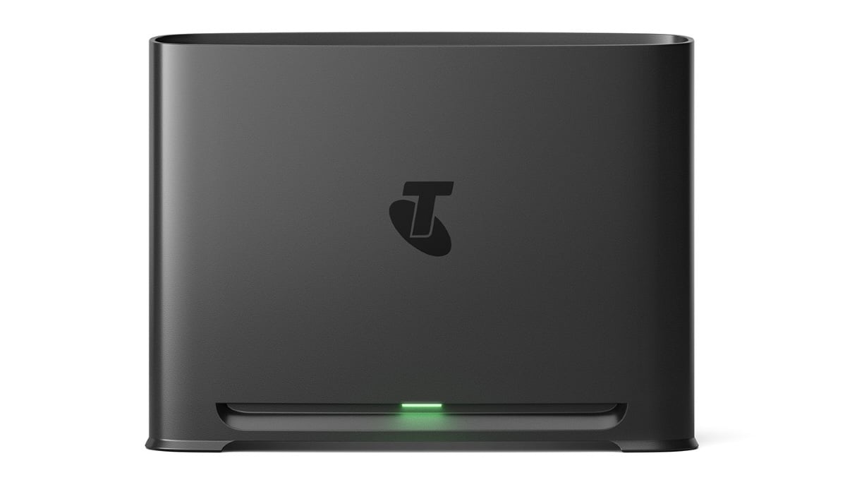 Telstra Smart Modem 4 router Telstra Smart Modem 4 router