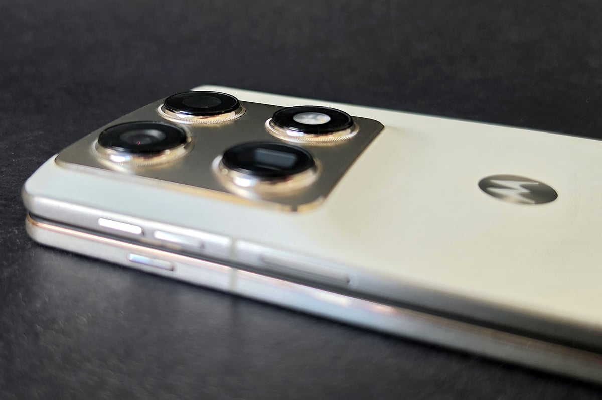 The Razr Fold's camera bump