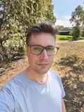 Outer selfie camera halo
