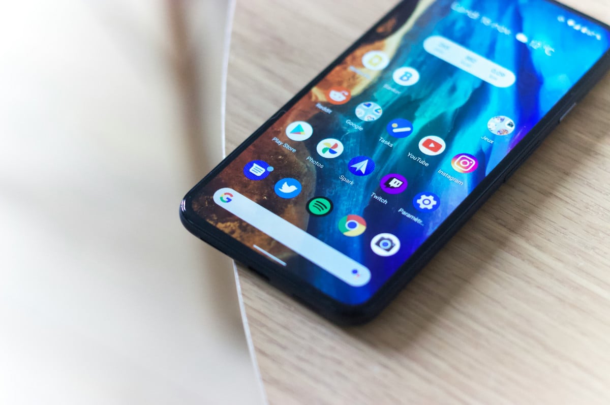 Upgrade & Protect explained: Telstra vs. Optus vs. Vodafone